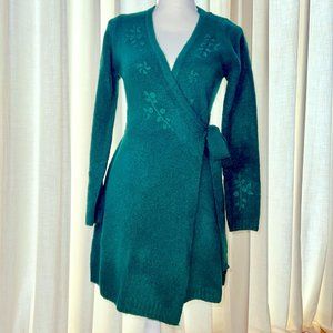 Lulu's Beautiful Green Sweater Wrap Dress, Size M
